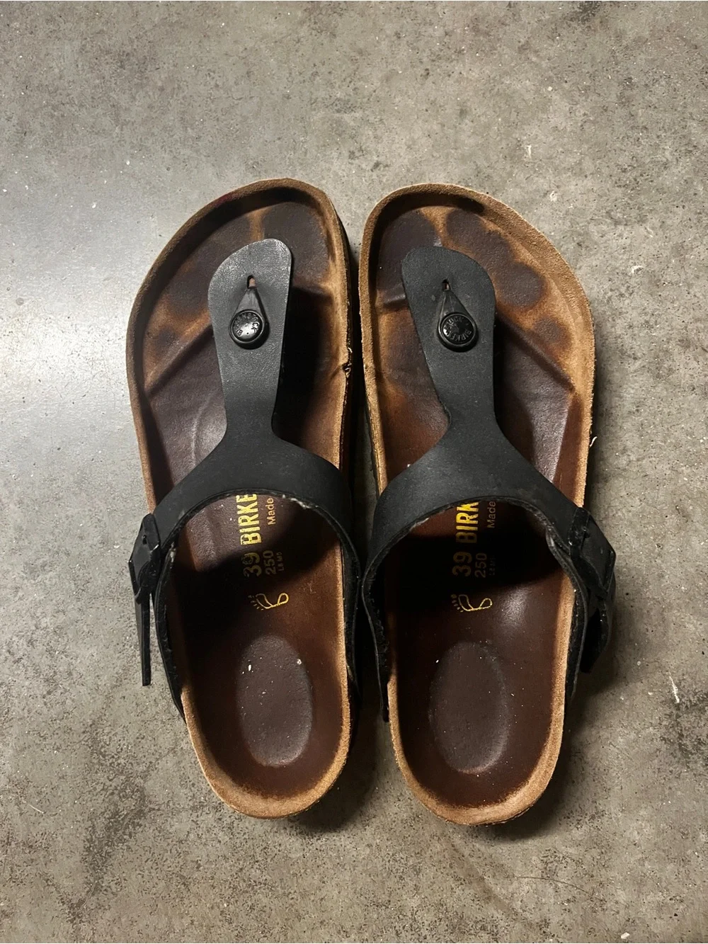 Black Gizah Women’s Birkenstocks